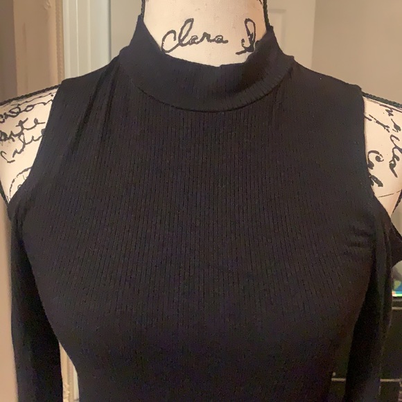 Black Ribbed Dress ♟ - Picture 3 of 3